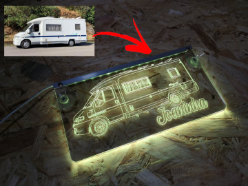 Placa Iluminada (RGB) com Comando | Foto de Carro / Caravana / Camião convertida em linhas + nome / frase