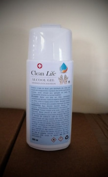 Álcool em Gel Desinfetante de Mãos (200ml)