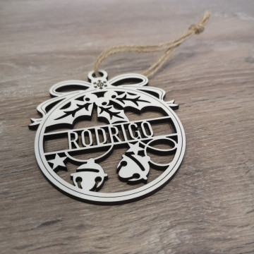"Bola" para árvore de Natal com nome - MDF