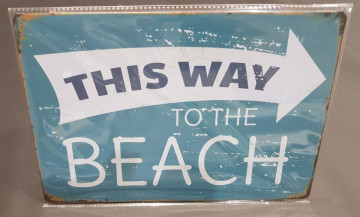 Chapa decorativa com This way to the beach