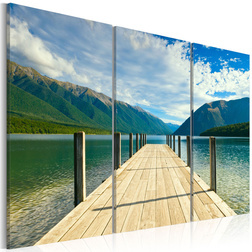 Kép - A pier on the lake