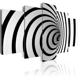 Kép - A black & white hole