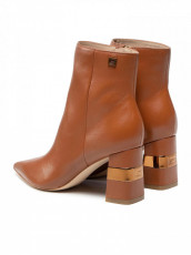 Guess Maisy Brown