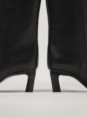 Massimo Dutti Botin Punta Cuadrada Nero