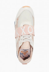 Roxy Blush