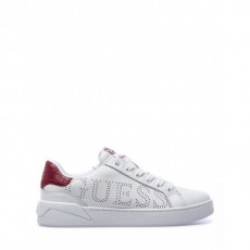 Guess Crock Detail