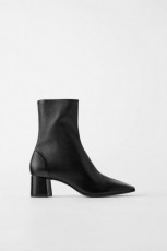 Zara Soft Leather Ankle Botin