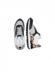 Guess Selvie Leopard