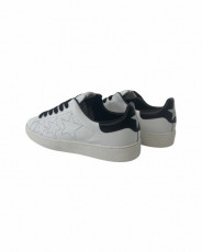 3Stelle Forato Nero Sneakers