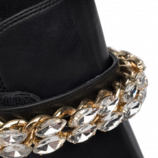 Guess Diamond