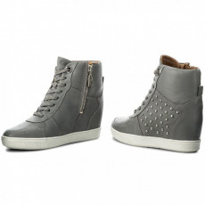 Kazar Berry Platform
