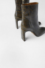 Zara TaconSerpiente
