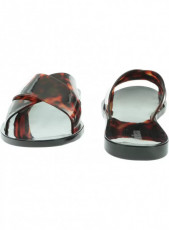melissa Essential Slide 02