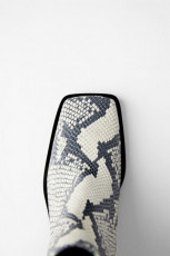 Zara LeatherPrintedSnakeBoots