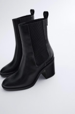 Zara Strech Fabric Botins