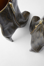 Zara TaconSerpiente