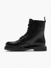 5th Avenue Shiny Black Boots