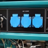 Agregat za struju sa benzinskim motorom mono i trofazni 6,8KW(3F)/5,5KW(1F), električni start