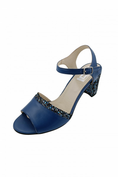 Sandale dama, piele naturala, toc mediu gros, cu barete, cu imprimeu de flori albastre, albastru