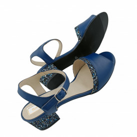 Sandale dama, piele naturala, toc mic gros, barete, imprimeu de flori albastre, albastru