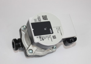 Pompă de circulație de înaltă eficiență pentru instalații solare WILO Yonos Para ST15/7.0 PWM2 cu interaxa 130 mm