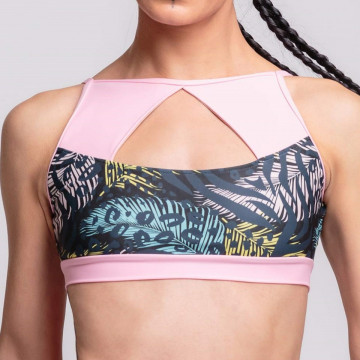 Point Out wear Seychelles Top