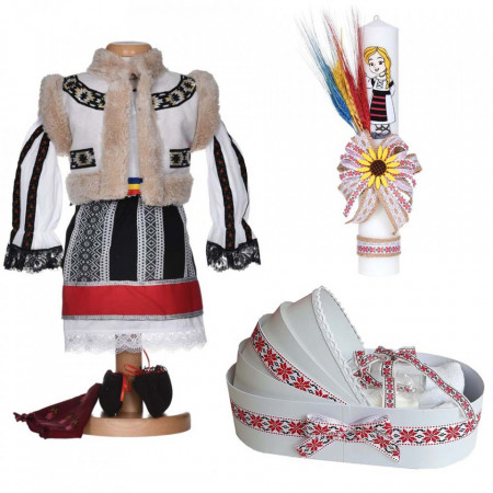 Set costum traditional fata, trusou botez landou si lumanare, decor national, Denikos® C9274