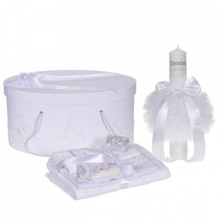 Set elegant trusou botez, cutie trusou si lumanare personalizata cu nume, decor dantela Alba, Denikos® 943
