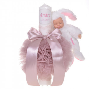 Lumanare botez cu iepuras, personalizata si trusou botez in landou, decor dantela Roz pudra, Denikos® 875