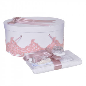 Set elegant trusou botez, cutie trusou si lumanare iepuras pufos, dantela si fundite, decor Roz pudra, Denikos® 929
