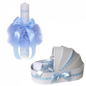 Lumanare botez personalizata si trusou botez in landou, decor Bleu cu floricele, Denikos® 774
