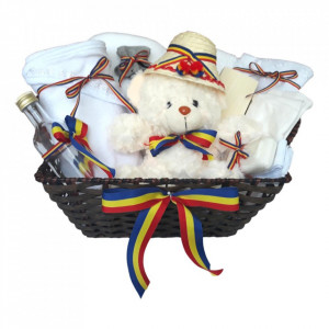 Cos cadou trusou botez, Ursulet, model traditional tricolor, 12 piese, Denikos® 648