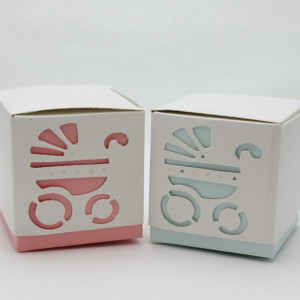 Cutiute cuburi cu carucior marturii botez DA009