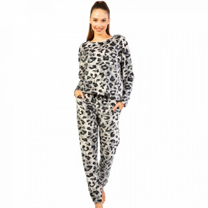 Pijamale Calduroase Dama din Velur Vienetta Model 'Leopard in Nature'