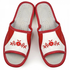 Papuci de Casa Dama Material Piele Culoare Rosu/Alb Model 'Red Walkers'