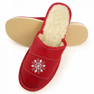 Papuci de Casa Dama Imblaniti cu Lana de Oaie Model 'Winter Joy'