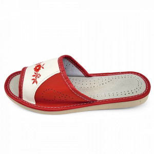 Papuci de Casa Dama Material Piele Culoare Alb Model 'Red Walkers'