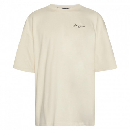 Sean John t-shirt over beige