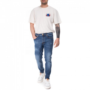 Outift-jeans-uomo-slim-chiaro