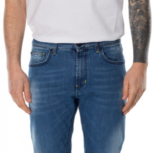 Outfit jeans uomo slim fit