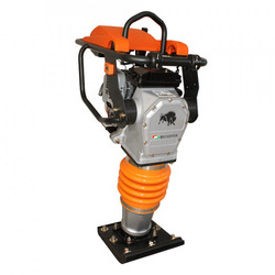 Mai Compactor Bisonte MC75-H 13.7 kN motor Honda greutate 72 kg