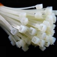 Colier nylon negru 102 x 2,5/pac. 100 buc. UV