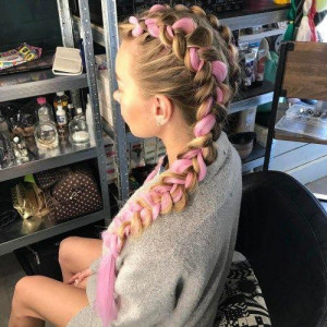 Set cap practica manechin Laura cu extensii colorate pentru exersat coafuri impletituri salon frizerie