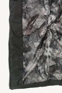 Geaca neagra cu gluga- interior