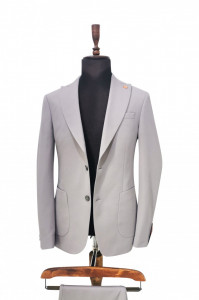 Costum smart casual