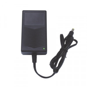 EPCOM POWERLINE P15DC3A Fuente de Poder de 15 Vcc Regulada /