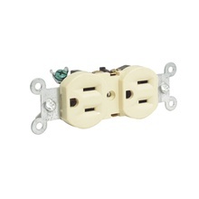 Sys136400 Surtek Contacto Duplex Tapa Marfil Base Negra 15A