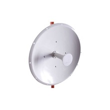 Np2 Netpoint Antena Direccional De 3 Ft 4.9-6.2 GHz Gananc
