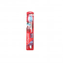 Periuta de dinti medium Colgate Optic White 360