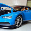 Macheta Auto Welly scara 1:24 Bugatti Chiron Light Blue 2017